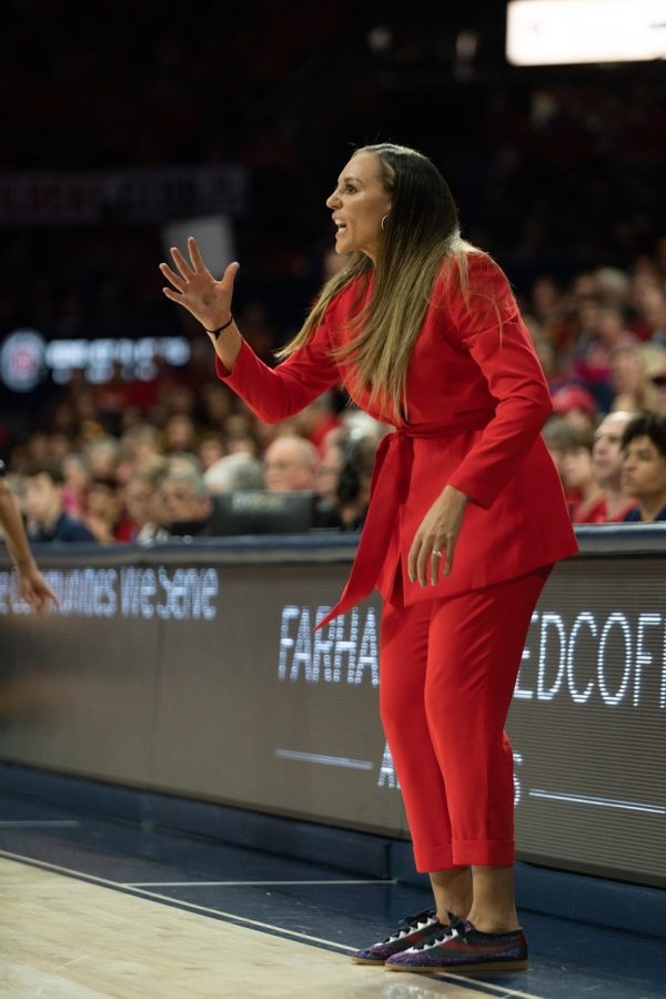 Arizona Women s Basketball Coach And The Middle Finger Controversy A 